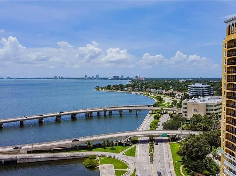 345 Bayshore Blvd #903 — Photo 1