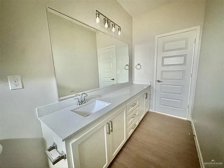 810 S Linda St #1 — Photo 9