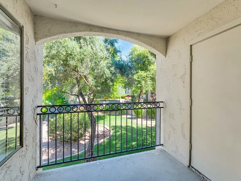 Miramonte — Photo 40