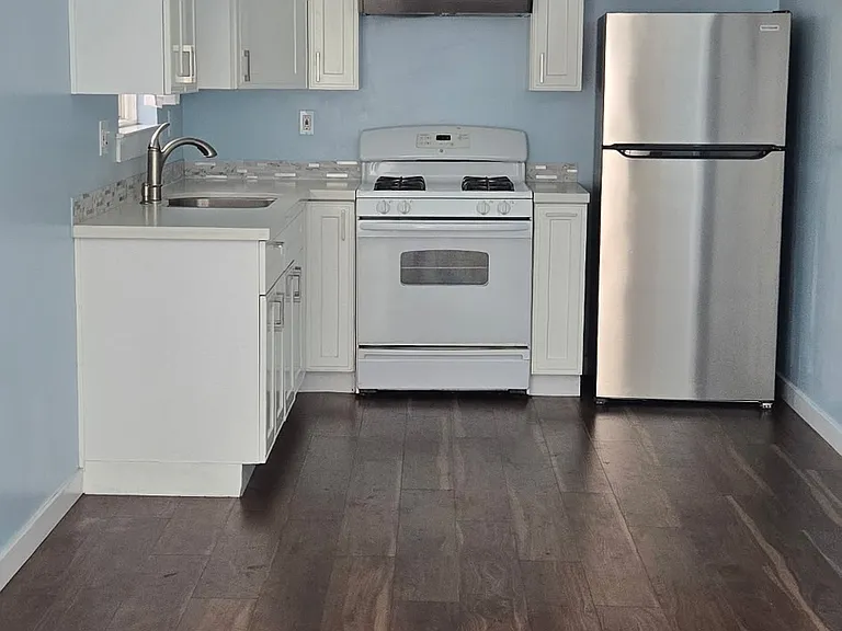 1824 57th Ave #2 — Photo 11