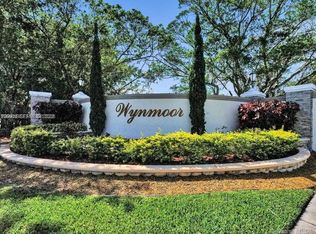 2703 Nassau Bnd APT E2, Pompano Beach, FL 33066