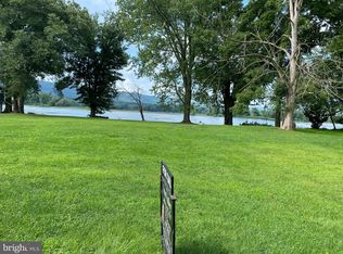 1850 Towpath Rd, Dauphin, PA 17018