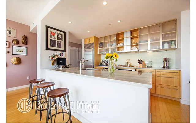 Sold by Douglas Elliman | media 22