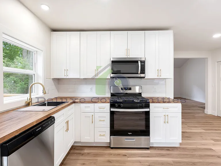 12775 Elton St NE — Photo 5