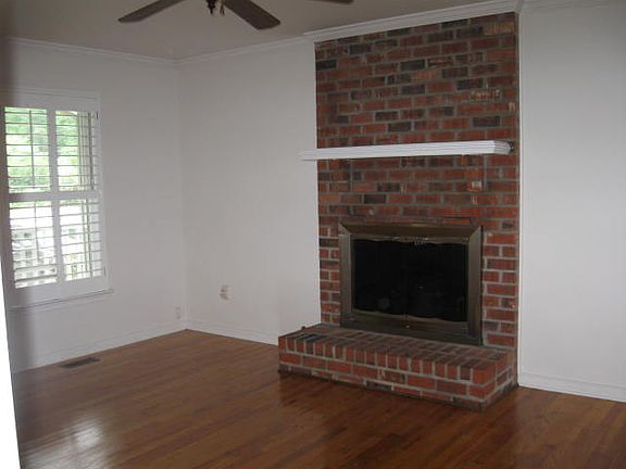 Family Room w/Gas FP