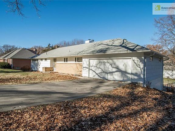 3rd image of 7132 Greeley Ave