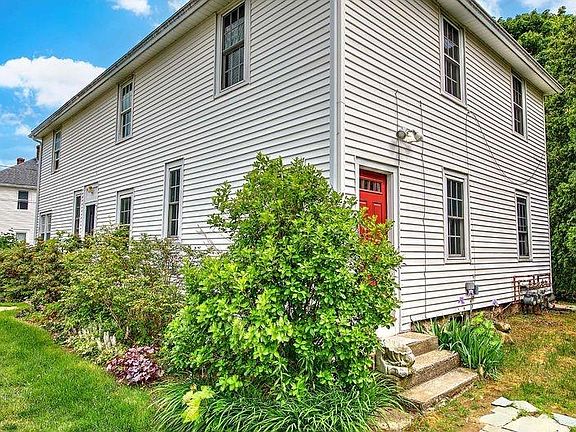 2nd image of 34 Paddy Hill Rd