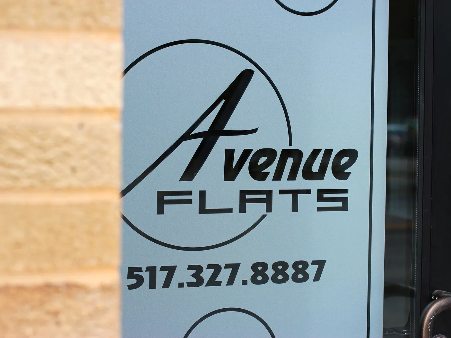 Avenue Flats — Photo 2