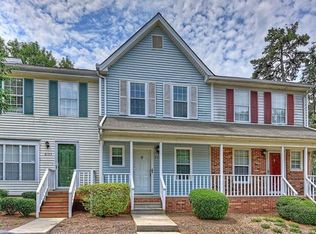 8102 Circle Tree Ln, Charlotte, NC 28277