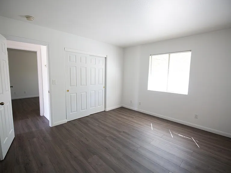 6313 Palo Verde Ave #B — Photo 12
