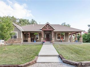 307 W Plum St, Raymore, MO 64083