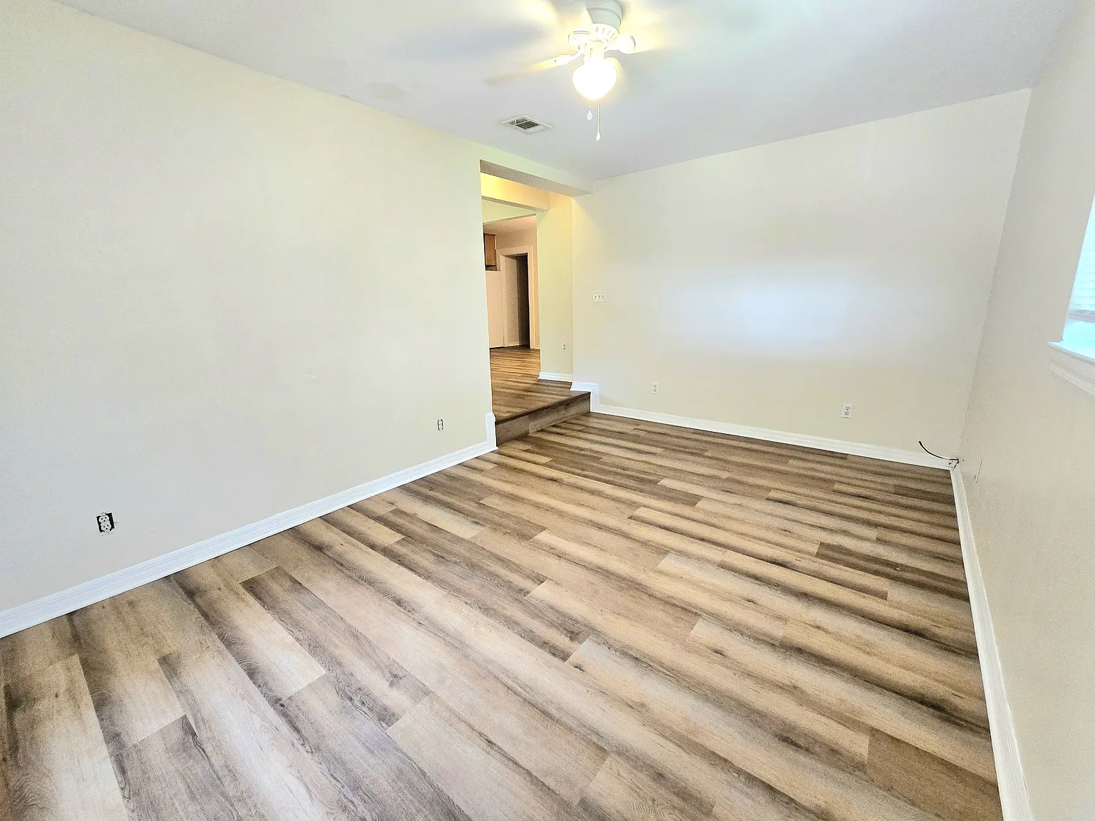 4 bed, 1443 sqft, $1,675 — Photo 4