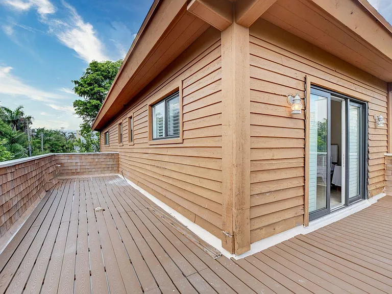 122 Andrews Ave — Photo 12