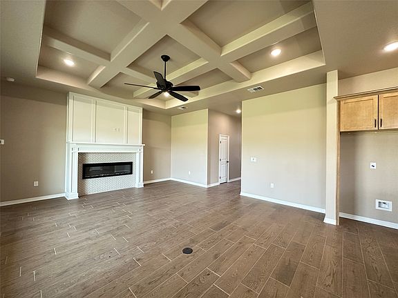 7th image of this home