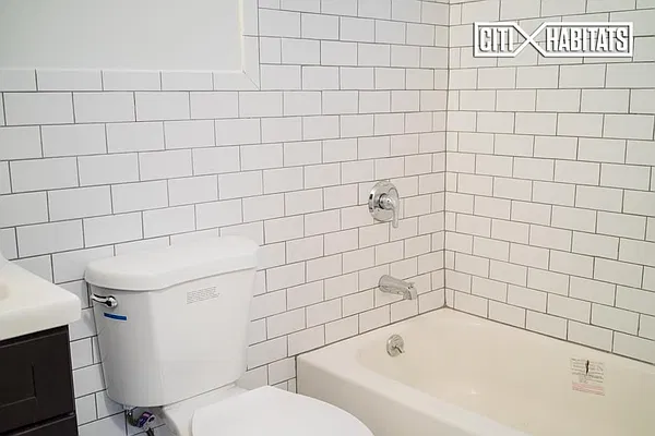 Rented by Citi Habitats | media 15