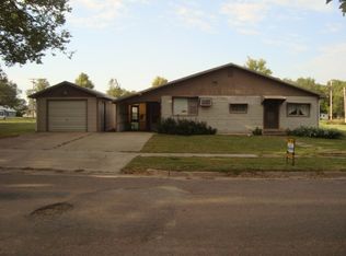 238 W Walnut St, Waterville, KS 66548