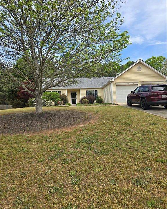 1st image of 3450 Bridgeshaw Dr