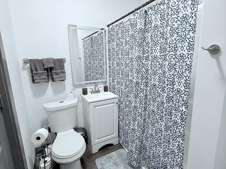 3310 Chicago Ave #1 — Photo 7