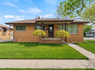 1796 Albert Rd, Windsor, ON N8Y3R7