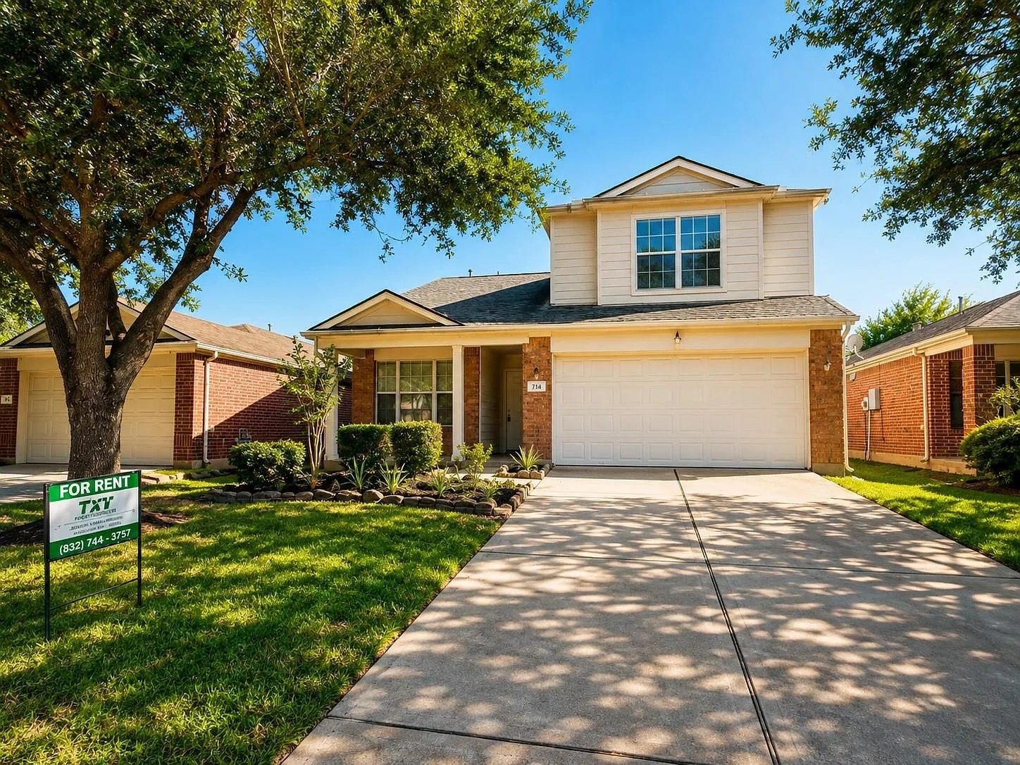 4 bed, 2.5 bath, 2056 sqft, $2,100 — Photo 3