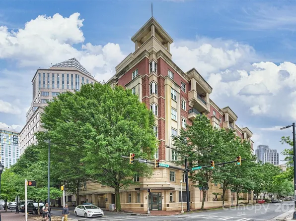568 N Church St, Charlotte, NC 28202