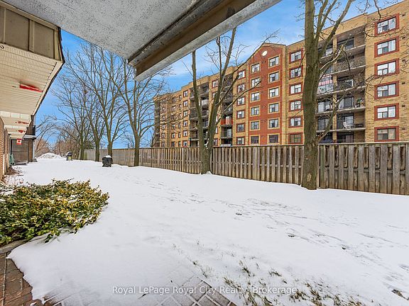 5th image of 234 Willow Rd #102