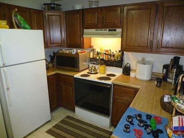 1st image of 1749 Parknoll Ln