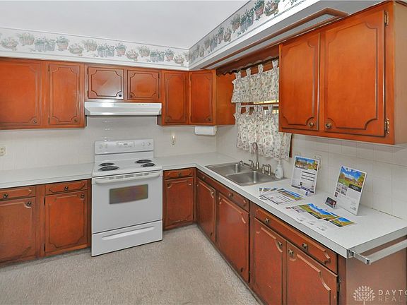 4th image of 274 Driftwood Dr