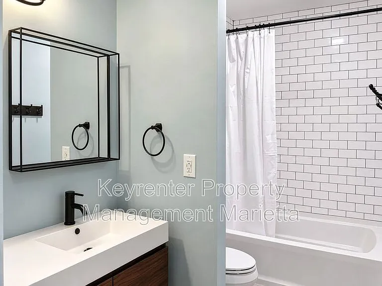 510 E Ponce De Leon Ave #N — Photo 15