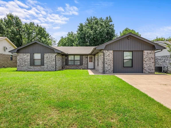 314 Moonlight Trl, Stephenville, TX 76401