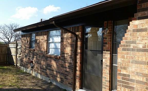 5th image of 7500 Susan Ct