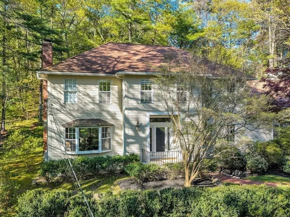 20 Old Rd, Weston, MA 02493