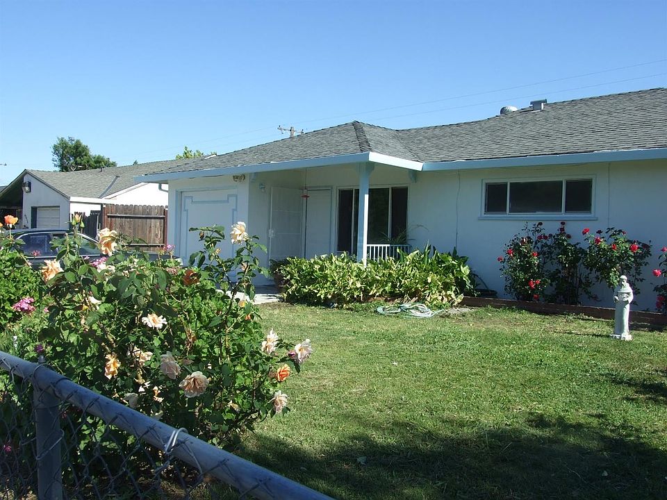1st image of 4012 David Dr