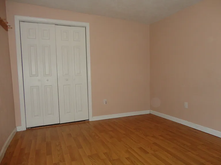 138 Hecla St #2 — Photo 7