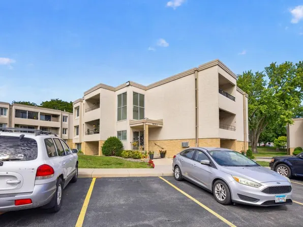 1931 Viking Dr NW APT 21, Rochester, MN 55901