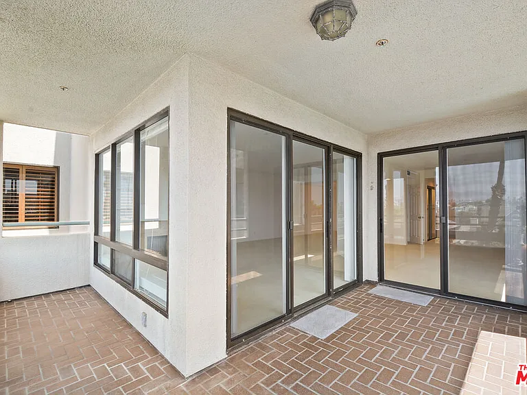 122 Ocean Park Blvd #511 — Photo 15
