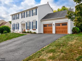 663 Crosshill Rd, Royersford, PA 19468