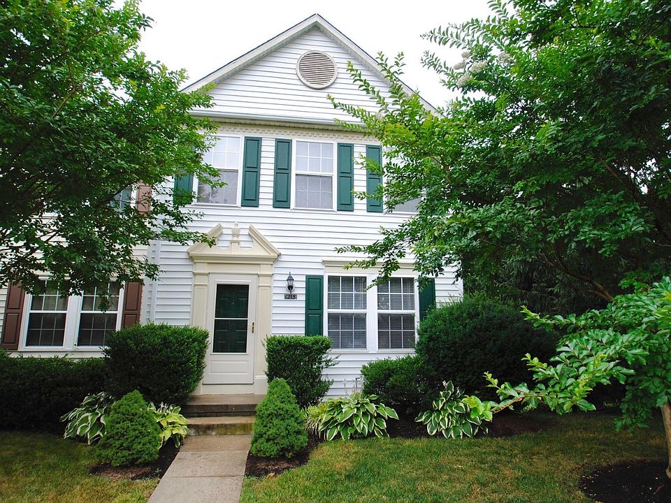 1st image of 1215 Farley Ct N
