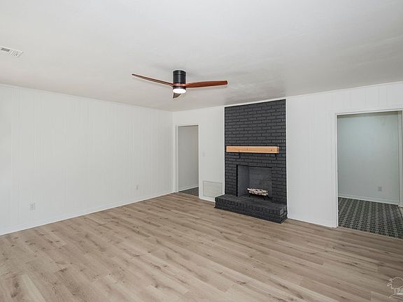 4th image of 9767 Pickwood Dr