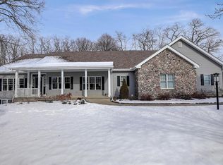 702 Prairie Smoke Rd, Madison, WI 53717