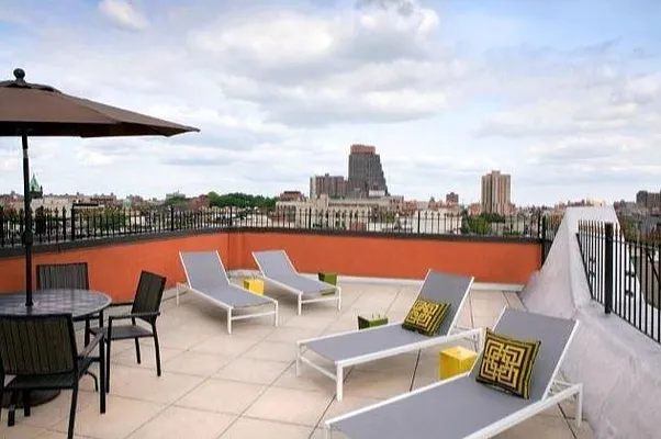 Rented by Douglas Elliman | media 23