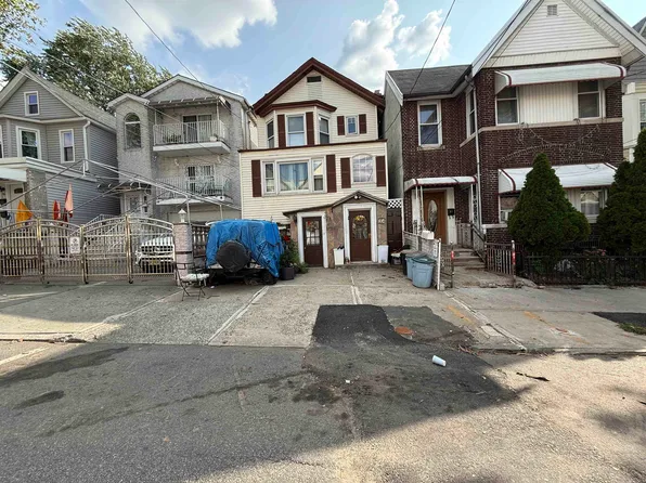 95 Lexington Avenue image 1 of 3