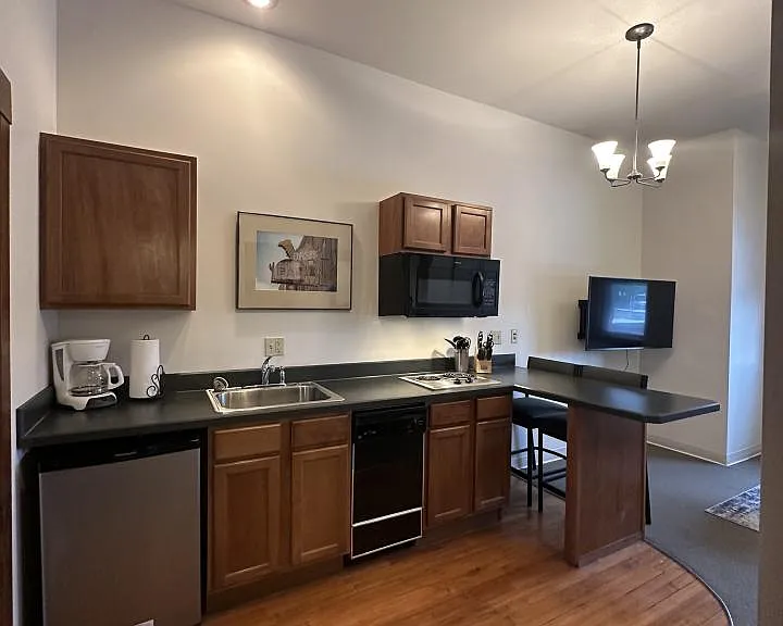 2501 Montana Ave #308 — Photo 6