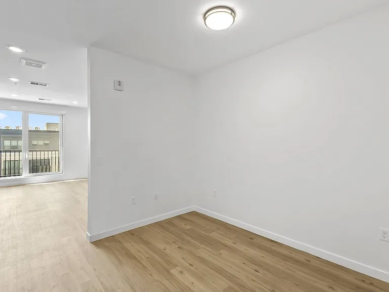 Oso Apartments — Photo 85
