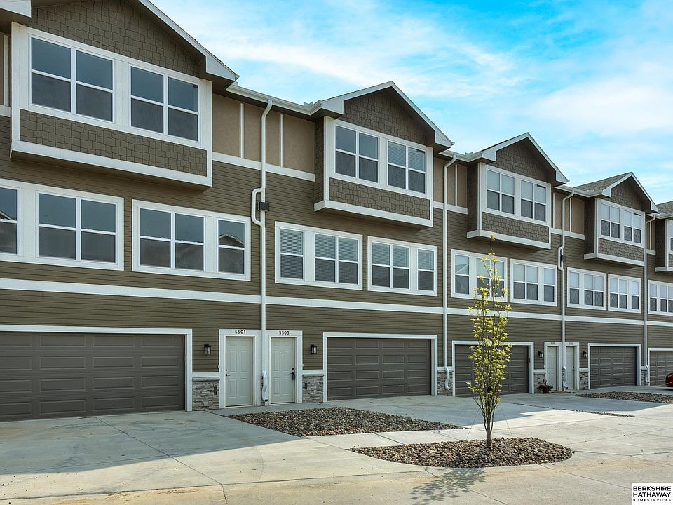 1st image of 5503 S 208th Ct