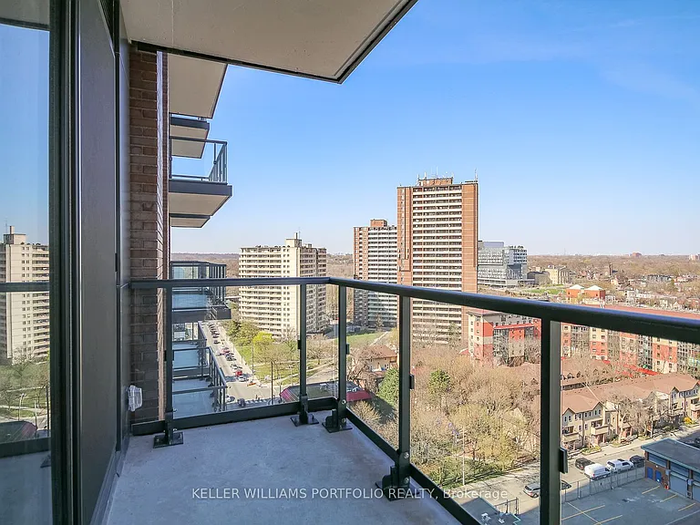 130 River St #1302 — Photo 32