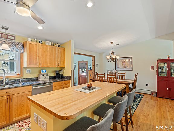 5th image of 285 Haywardville Road