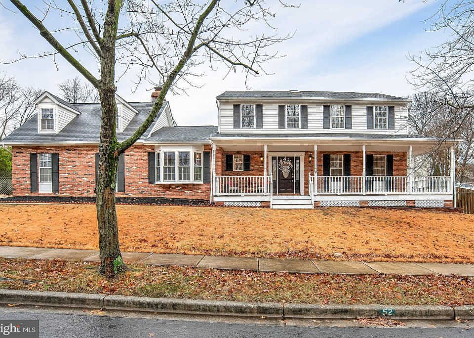 1st image of 52 Marnel Dr