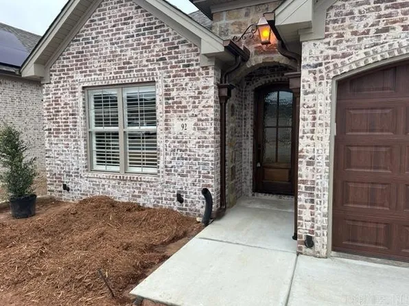 92 Copper Cir, Little Rock, AR 72223
