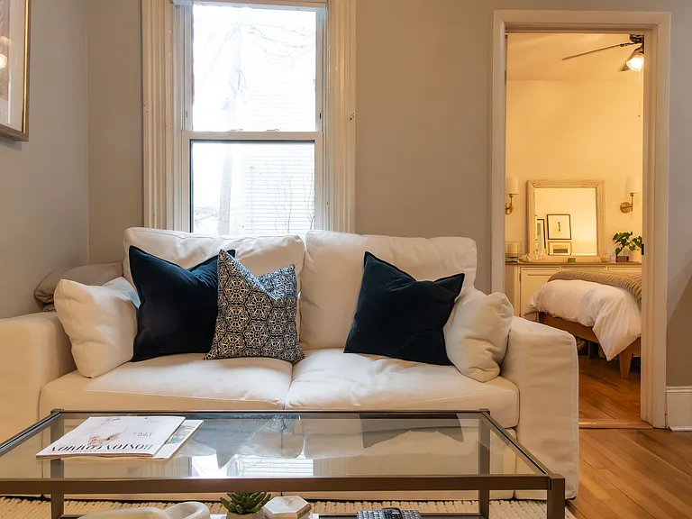 30 Vinton St #1 — Photo 3